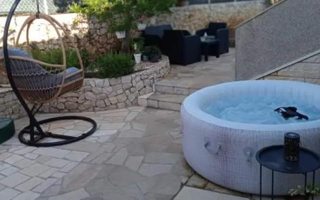 Villa Ana Živogošće
