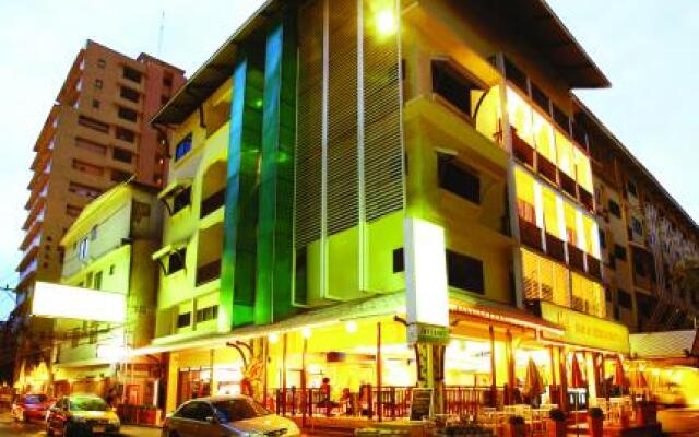 Woraburi Sukhumvit Hotel Resort Bangkok Thailand Zenhotels Woraburi Sukhumvit Hotel Resort