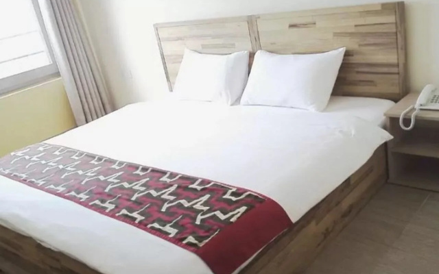 Roots Apartment Hotel