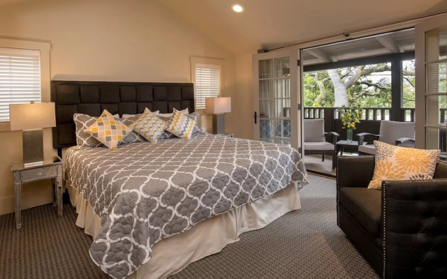 Carmel Country Inn