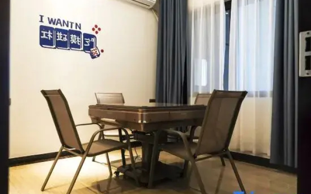 Ledong Sunset Seaside Homestay