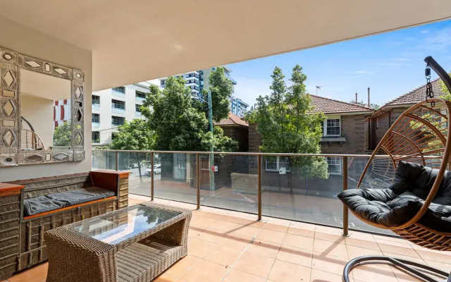 Stylish 1-bed in the Heart of Sydney's Inner West