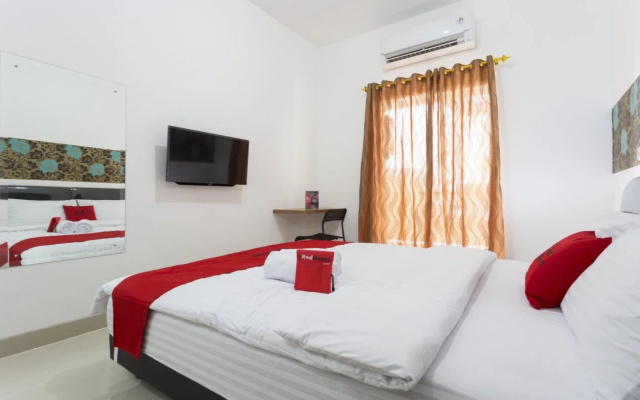 AH1 Guesthouse by RedDoorz