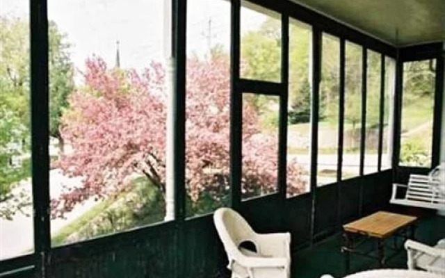 Thornton House Bed and Breakfast