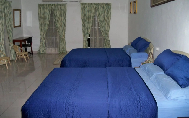Firefly Villa