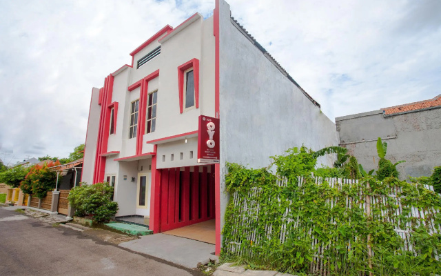 OYO 3060 Al Fatih Guest House Syariah