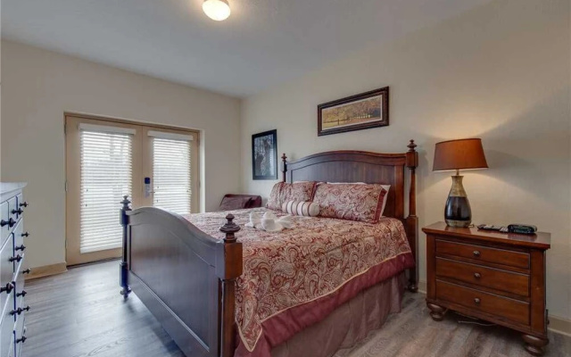 Brother Bear - Three Bedroom Condo