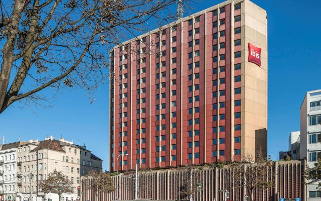 Отель ibis Wien Mariahilf вид на фасад