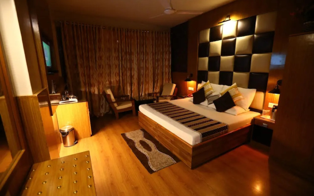 Hotel Natraj Pure Veg