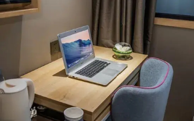 Home Inn·Neo (Shanghai International Tourism Resort Chuansha Metro Station Branch)