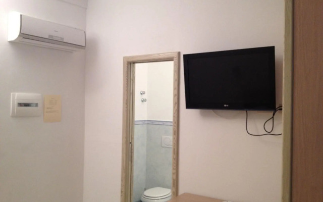 Guest House La Piazzetta