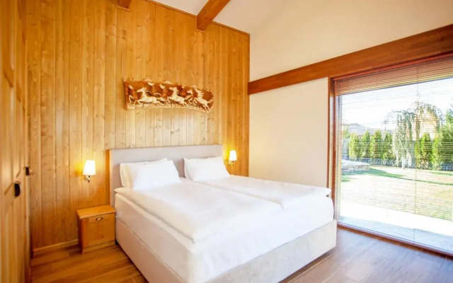 Pirin Golf Superior Villa by SSVR
