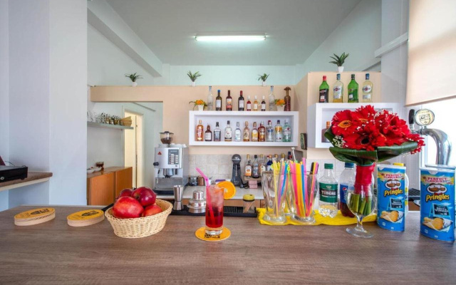 Gennadi Gardens Apartments