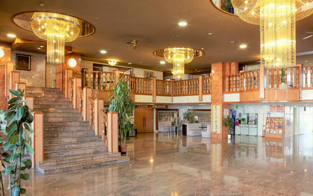 Ichimanri Hotel Golden Century