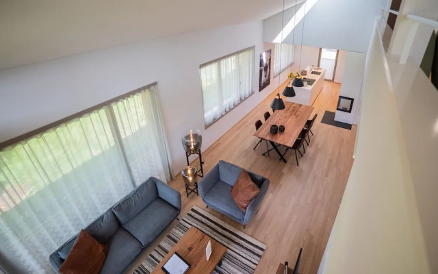 Seaside Lodge