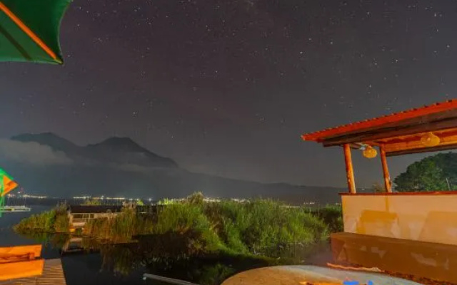D Sila’s Tepi Danu Villas Kintamani & Natural hot spring