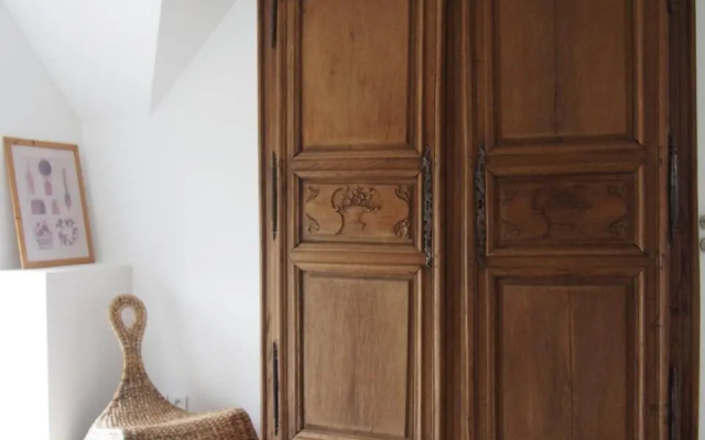 Maison Leonard