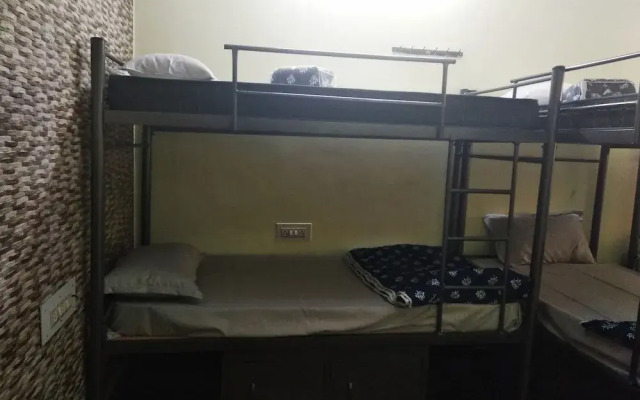 Soloscape budget friendly backpackers hostel