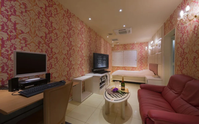 Hotel Linden Oji