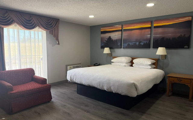 Days Inn by Wyndham Medford