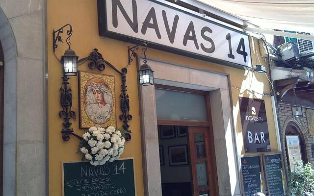 Отель Navas14 вид на фасад
