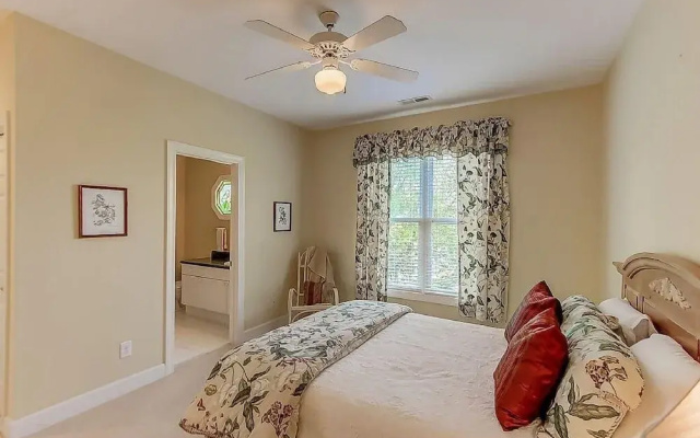 32 Ocean Point
