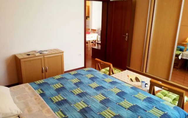 Apartments Cerin
