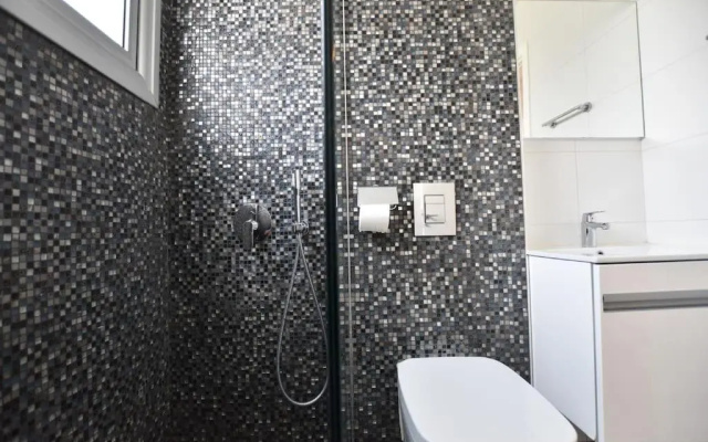 Executive apt Nicosia Center free parking/wifi