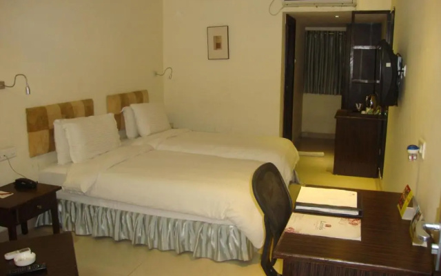 Lords Eco Inn