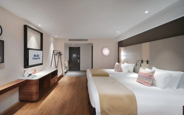 Campanile Hotel (Nanjing Banqiao Liucun Subway Station)