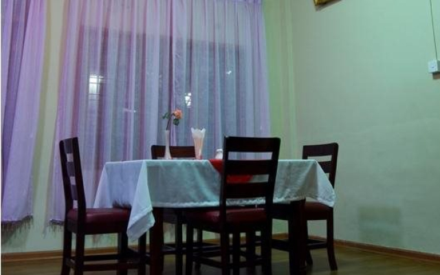 Yadanapon City Hotel
