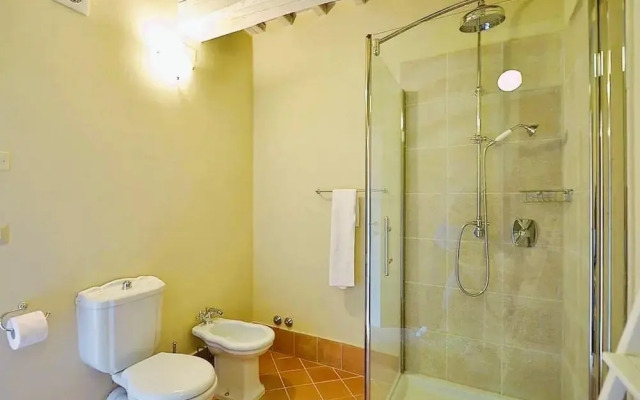 Luxury 3 Rooms Apt Olives in Siena Resort