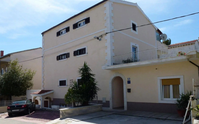 Matic Apartments