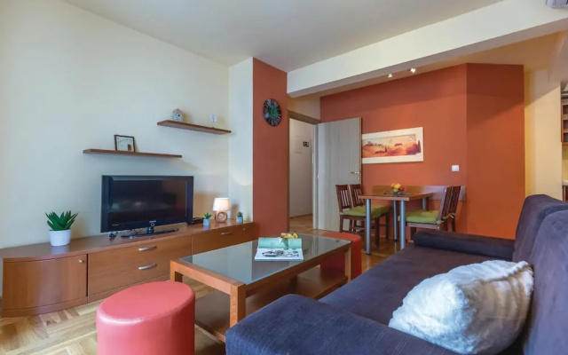 Stunning Home in Makarska With Wifi and 1 Bedrooms