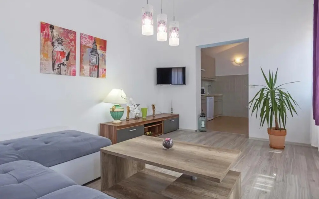 Awesome Home in Vodnjan With 4 Bedrooms, Outdoor Swimming Pool and Wifi
