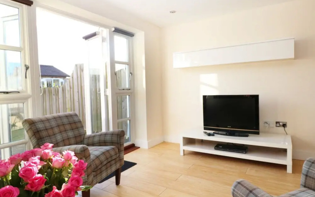 24 Bay Retreat Villas
