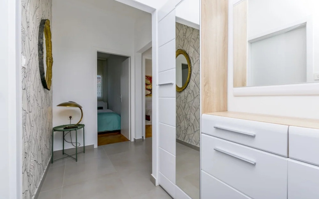 House Suncani Dvori