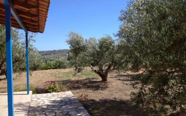 Aggeliki House 3