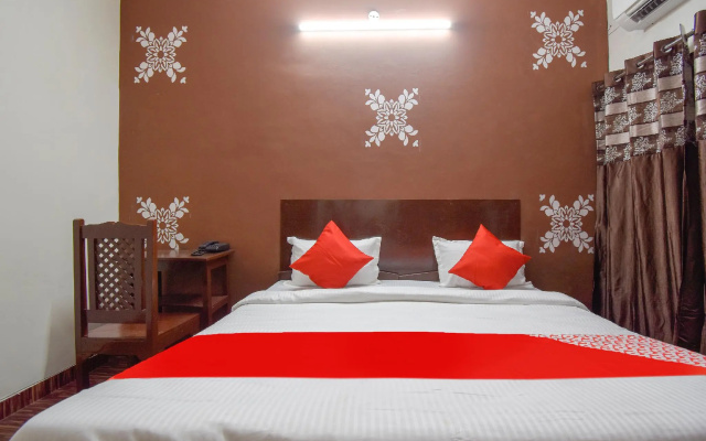 OYO 49882 Hotel Shiv Shakti