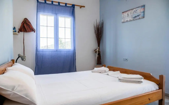 Doria's Seaview Apartment at Keratokampos I