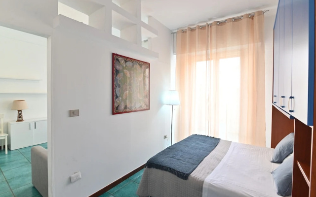 IzzHome Holiday Terrace