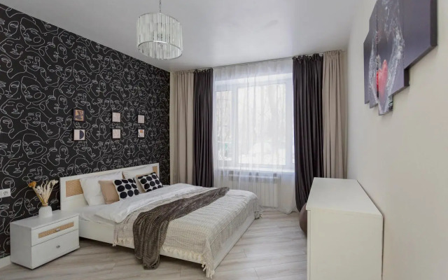 Moment House 2-я улица Синичкина 24А
