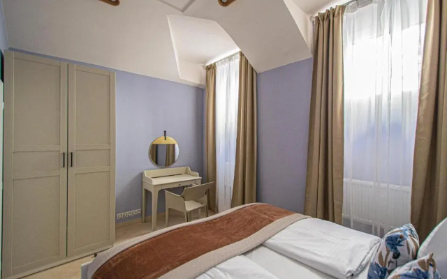 Modern and Spacious Apartments in City Center