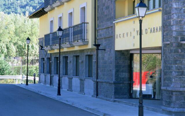 Hotel Acevi Val d'Aran вид на фасад