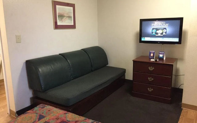 InTown Suites Extended Stay Austin TX - North Lamar Blvd