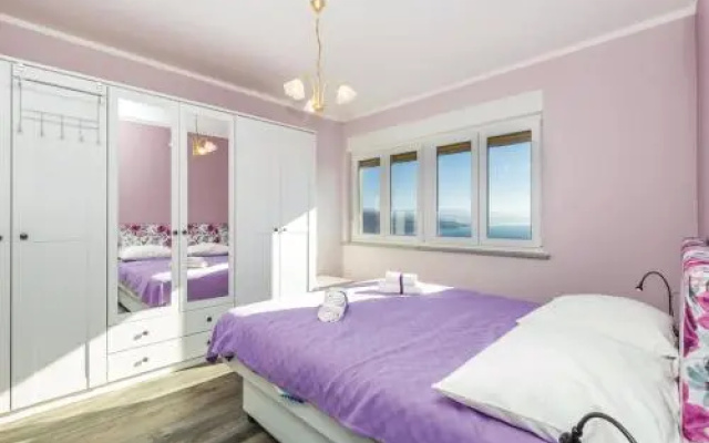 Jane Apartment