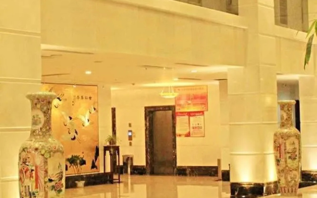 Pujing Holiday Hotel - Anji