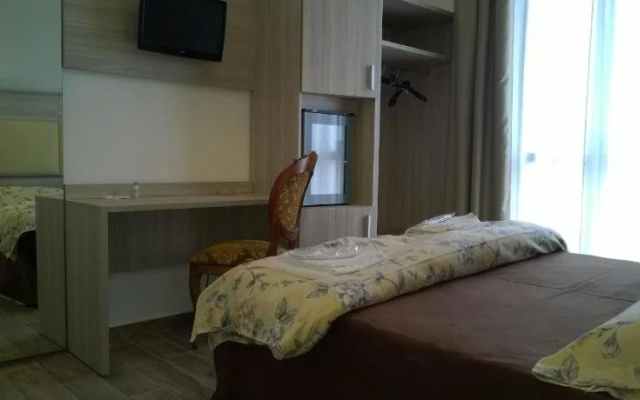 Hotel Oasis