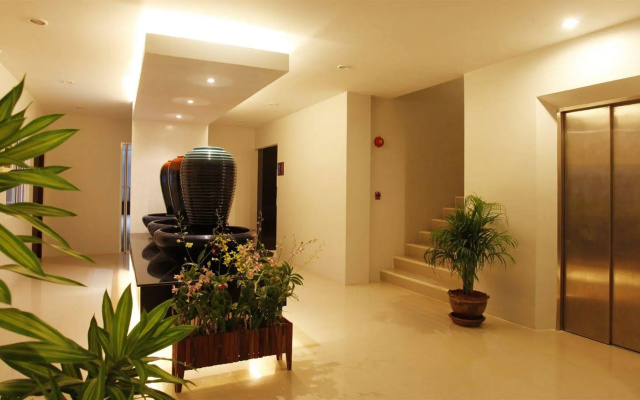 Nize Hotel