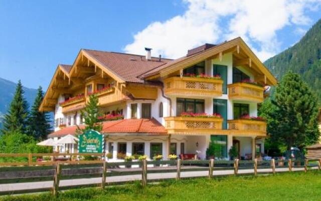 Отель Apparthotel Thalerhof вид на фасад